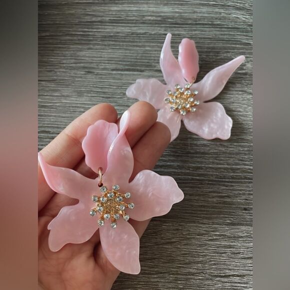 Pink flower earrings A258 - Picture 3 of 4